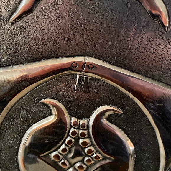 Vintage copper engraved etched stunning wall decorative plate. Symbol of LOVE ❤️ - Picture 8 of 15